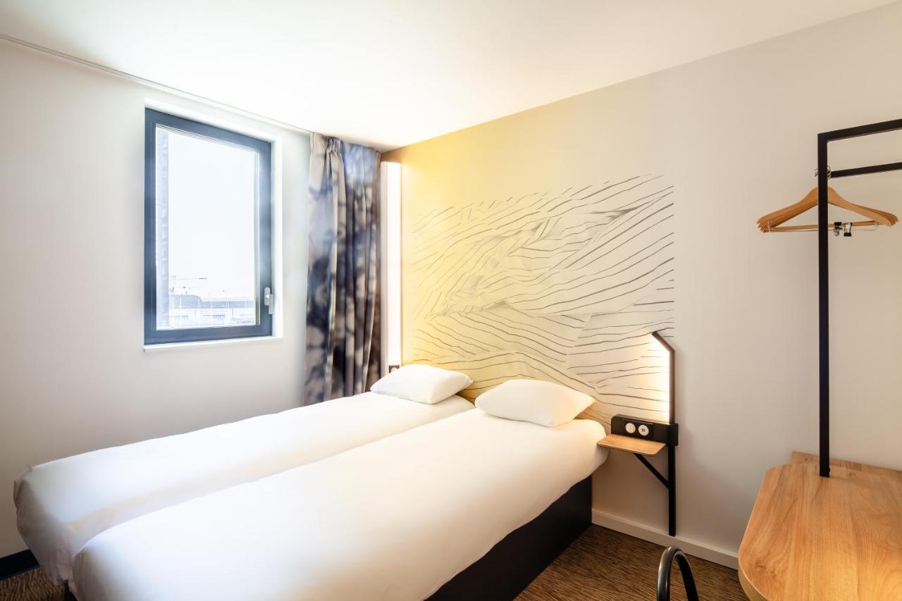 B&B Hotel Besancon Valentin Miserey-Salines Bagian luar foto