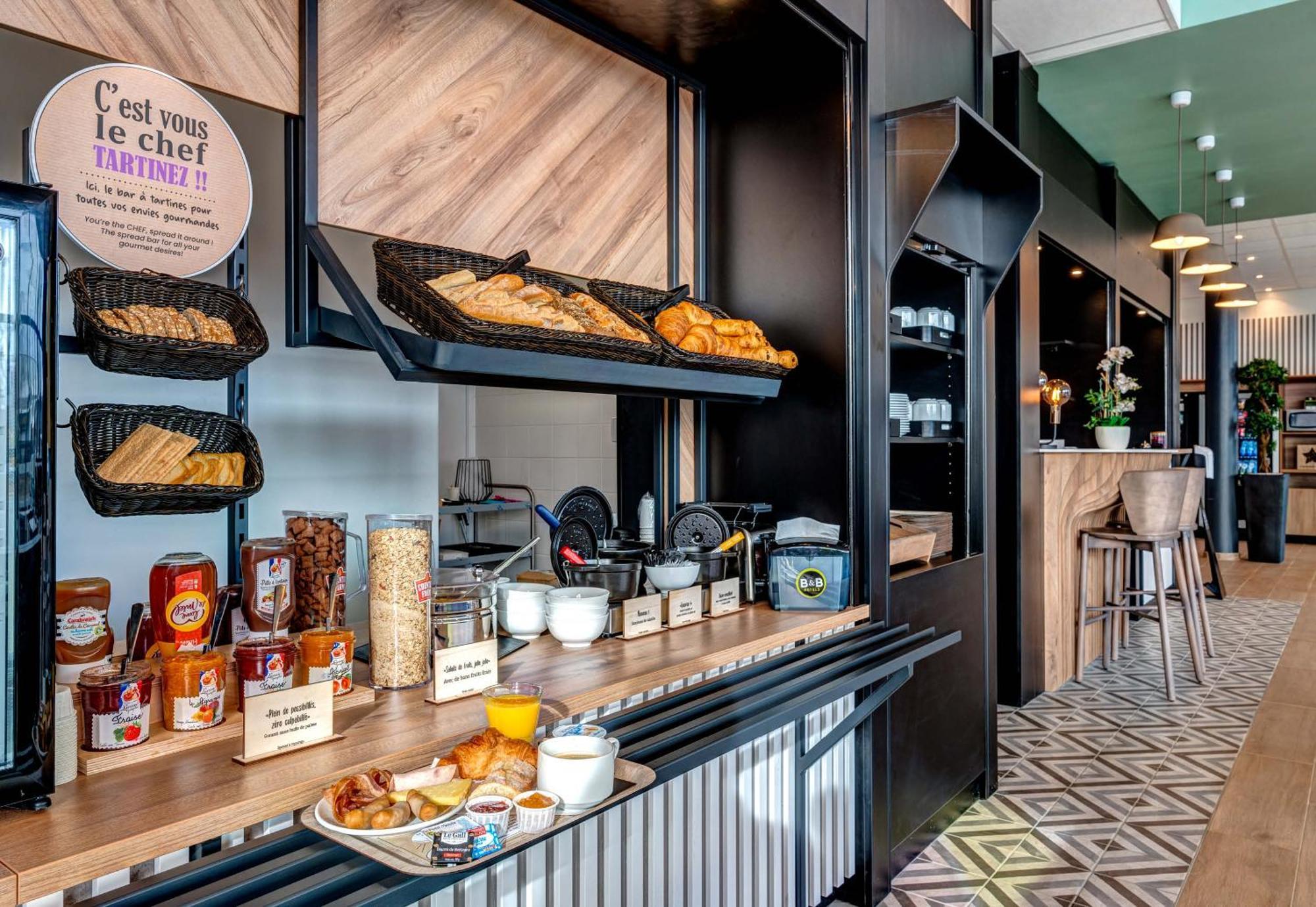 B&B Hotel Besancon Valentin Miserey-Salines Bagian luar foto